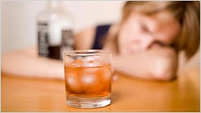 Первая помощь при отравлении алкоголем (этиловым спиртом)